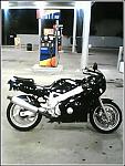 ***testing Waters:99 Yamaha Fzr***-fzr-gs-pic.jpg