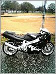 ***testing Waters:99 Yamaha Fzr***-fzr-rain-pic.jpg